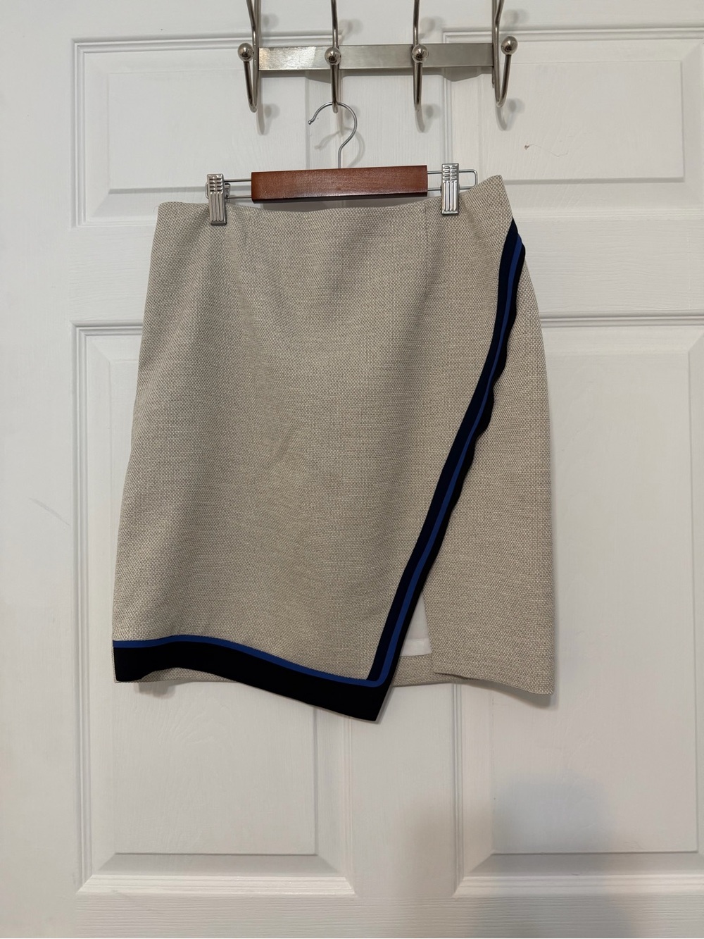 White House Black Market Beige Mini Skirt with Navy Trim